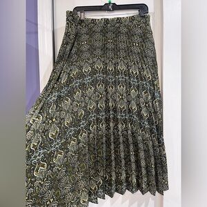 Max Studio Midi Skirt Brand New